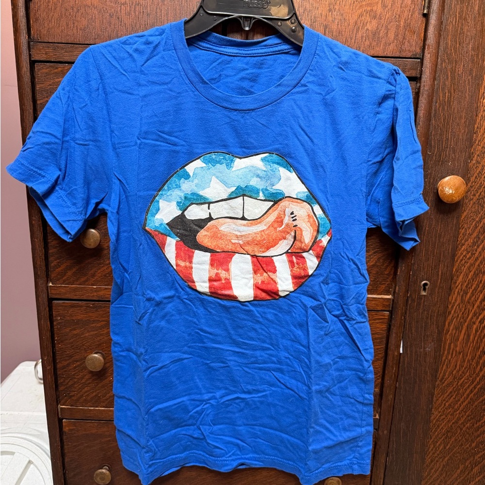 Royal Blue Graphic Lip Tee